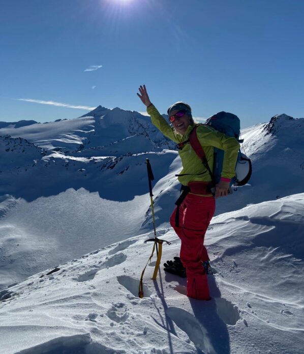 2B15EDC7-8AA6-4586-89DA-3C4A432AFCBE